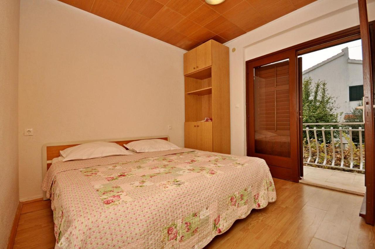 Apartment Jakov Donji Okrug  Eksteriør billede